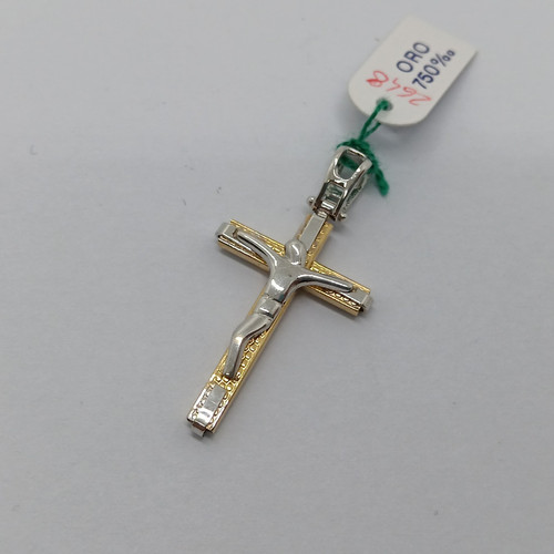 Pendentif crocifixé croix - crocifixé,