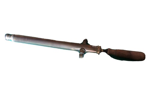 Ancien outil pompe seringue