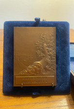 HUILES BERLIET BELLE PLAQUE EN BRONZE CLUB DES 100.000 