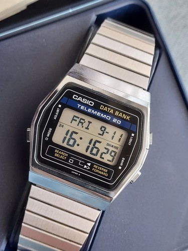 Montre casio 200 502 - casio, data