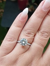 Bague de fiançailles / solitaire Platine Pt950 Diamants moissanites 3,35cts