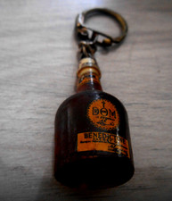 PORTE CLE ANCIEN, ALCOOL
