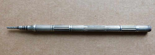 Porte mine stylo - stylo, vers