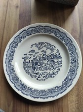 Assiette à motif d'attelage rural bleue et blanche vintage, déco champetre