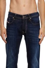 Jeans homme DIESEL. model larkee taille: W 30 L32 (31)