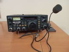 Radio emeteur recepteur Icom 730 de 3 a30mght bandes amateur uniquement , 100wat
