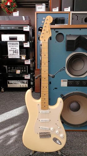 Guitare électrique fender - guitare,