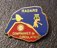 Pin’s Gendarmerie Circulation Police Paris Casque Veste BRI GIGN GIPN RAID (1652