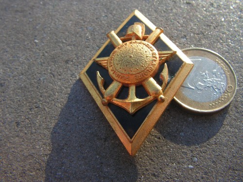 Insigne militaire ecole - insigne,
