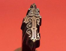 Ancien fer à dorer bronze N° 213