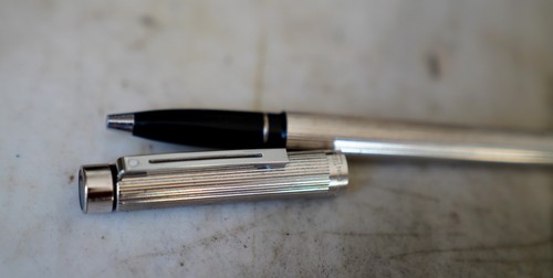 Tres beau stylo roller - stylo,