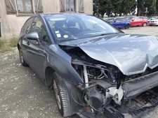 Feu arriere principal gauche