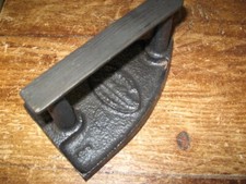 ancien fer à repasser en