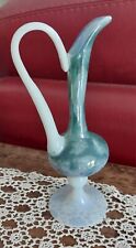 Aiguière/vase en opaline vintage, tons bleu vert irisés en parfait état 