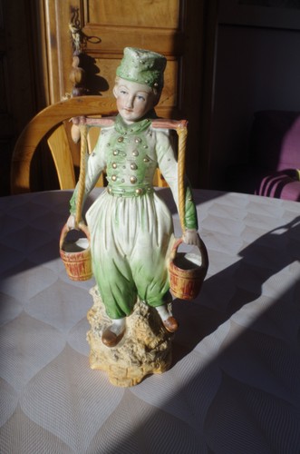 Très beau biscuit ancien - très,