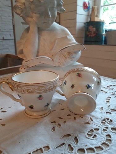 Anciennes tasses decor - , de