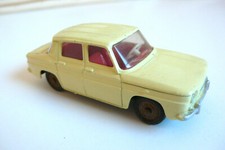 DINKY TOYS  RENAULT R8     REF