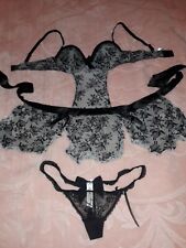 lingerie tres sexy,soubrette + un string Etam neuf avec  etiquette T38