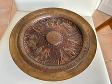 Levillain et Barbedienne coupe en bronze scène à l'antique fin 19ème Diam 27 cms