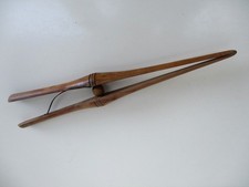 Pince à gants ancienne