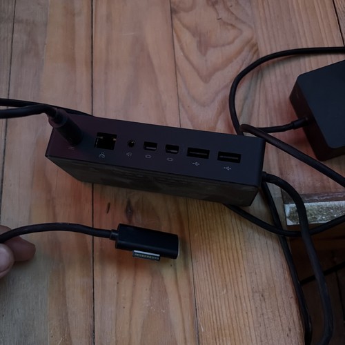 Microsoft surface dock model - microsoft,