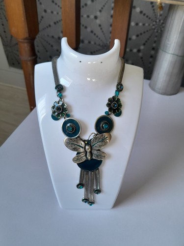 Superbe collier papillon - collier,