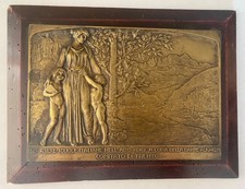 SUPERBE PLAQUE EN BRONZE BAS