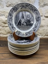 Lot de 12 assiettes anciennes