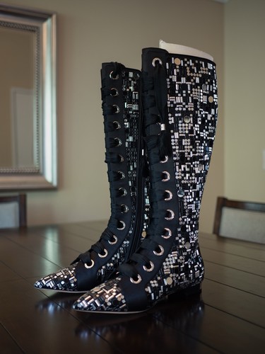 Exclusive runway piece - exclusive,