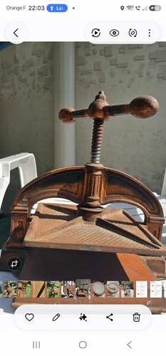 Ancienne presse vis en - vis,