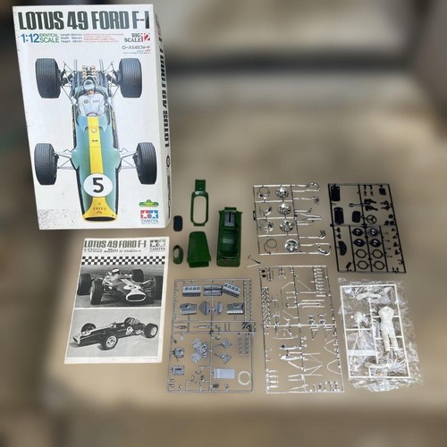 Kit maquette tamiya lotus - kit, 1/12