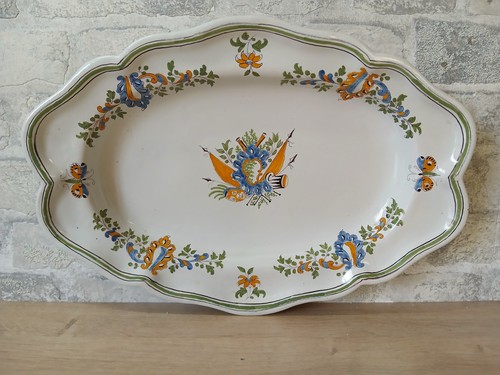 Moustiers plat service - plat,