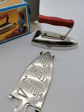 WILESCO REF: 153 FER A REPASSER D'ENFANT DE COLLECTION EN MÉTAL