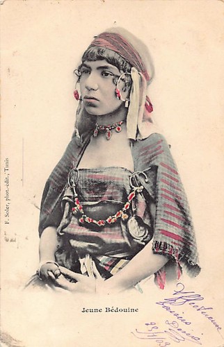 Tunisie jeune bédouine - -,