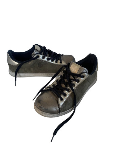 Baskets militaires