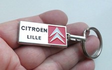 Ancien porte clé métal