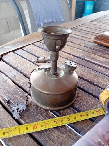 Ancien rechaud petrole - ancien, a