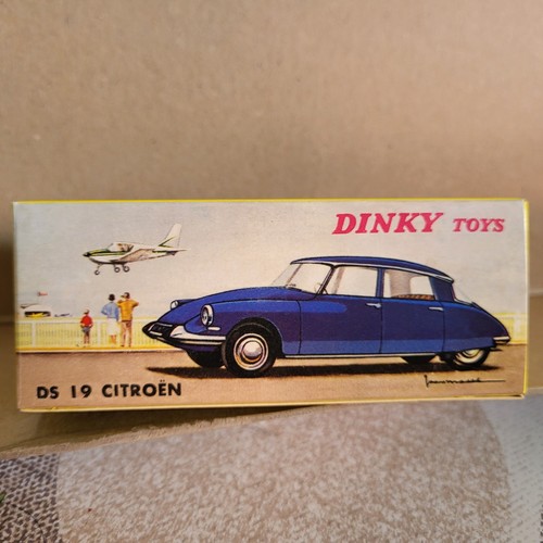 Boite vide dinky toys - boite,