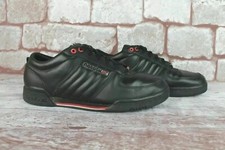 basket Reebok Classic cuir  homme taille 44 