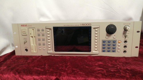 Akai s5000 hardware sampler - akai,