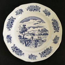 GIEN, Assiette décorée en