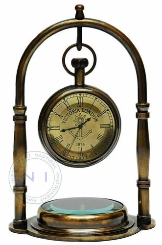 Belle horloge bureau - de,