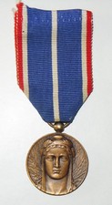 MÉDAILLE DE L'OCCUPATION DE LA RHÉNANIE , RHIN , TYROL -  JUS DE GRENIER