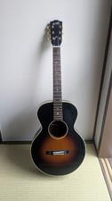 Guitare acoustique Orville by