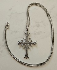 Ancienne chaine avec pendentif
