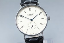 [ avec papier ] Montre NOMOS