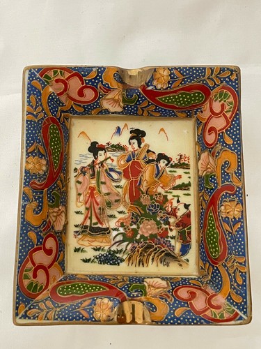 Cendrier porcelaine décor - porcelaine, à