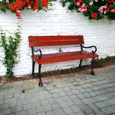 Mobilier de jardin en bois de