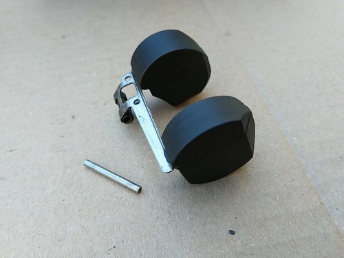 Flotteur axe carburateur