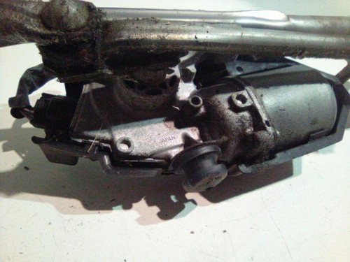 Moteur essuie glace avant